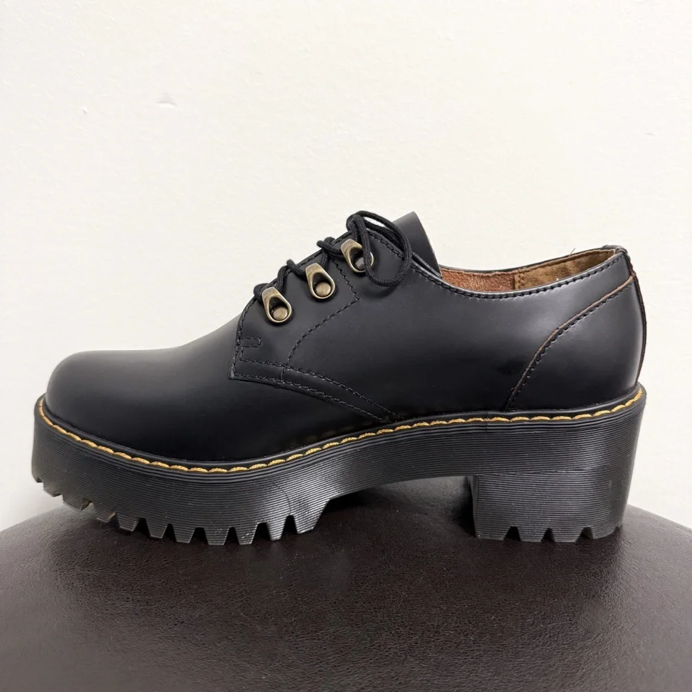 Dr Martens Black Vintage Smooth Leona Lo Platform Block Heel Shoes NWOB US 10